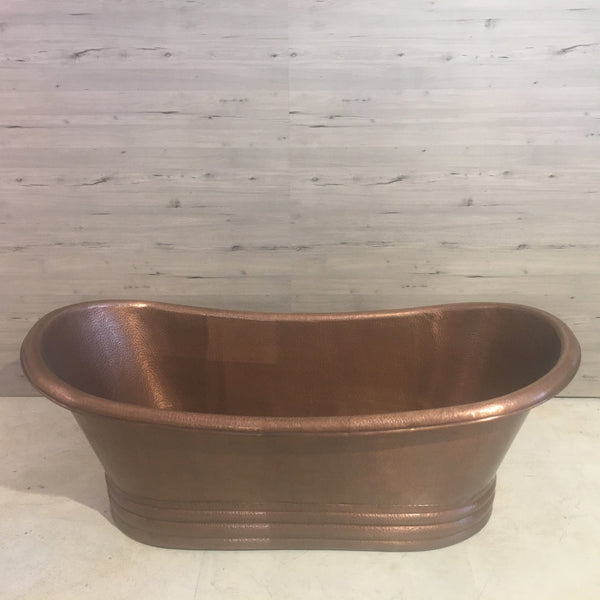 Hammered Freestanding Copper Bath